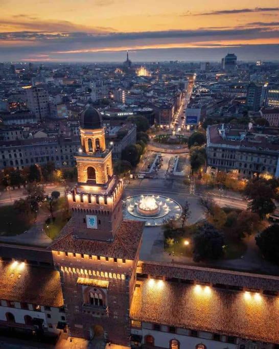Isola - Garibaldi Lovely Apt. With Netflix And Wifi Milan Exterior photo