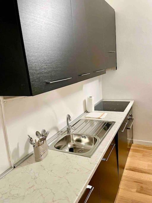 Isola - Garibaldi Lovely Apt. With Netflix And Wifi Milan Exterior photo